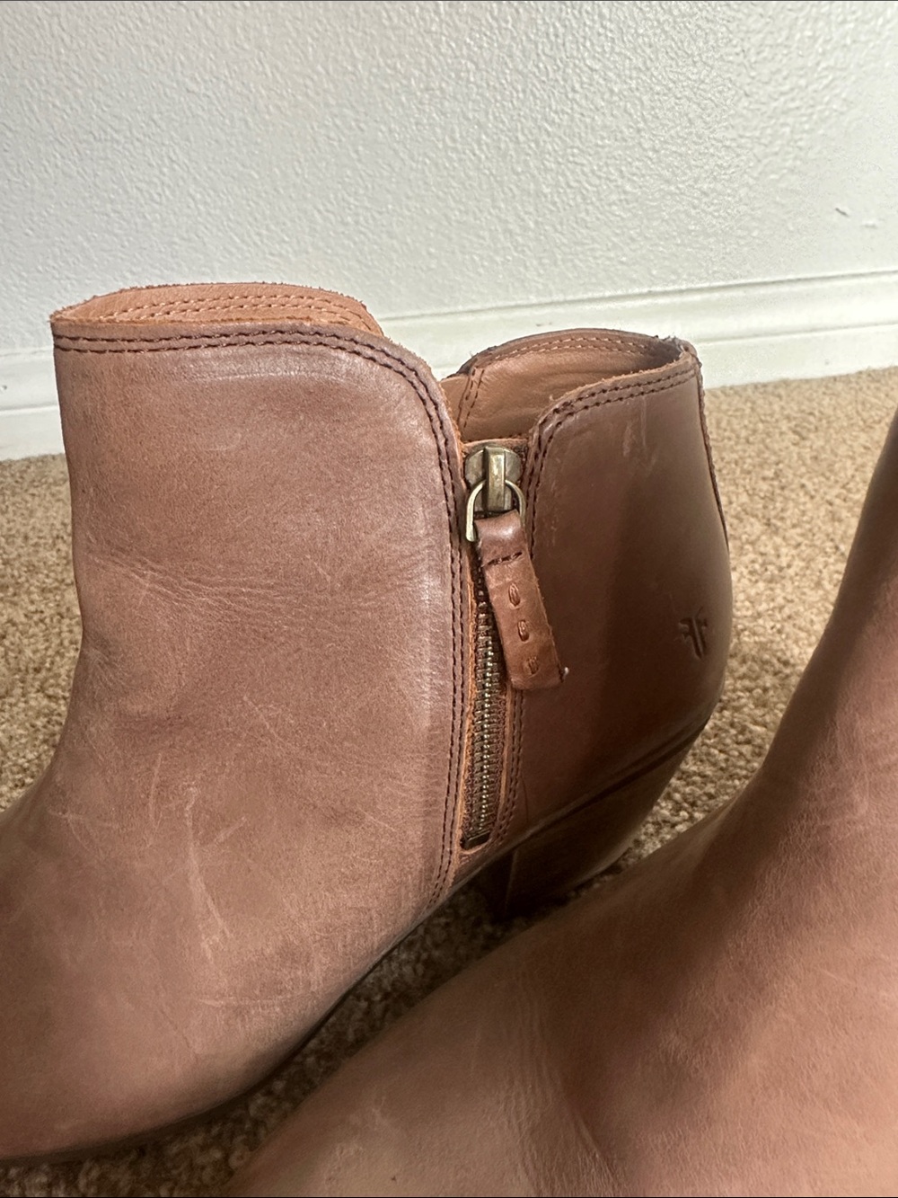 Frye Women’s Brown Judith Ankle Boots Double Zipper SZ 9.5 - Picture 10 of 11